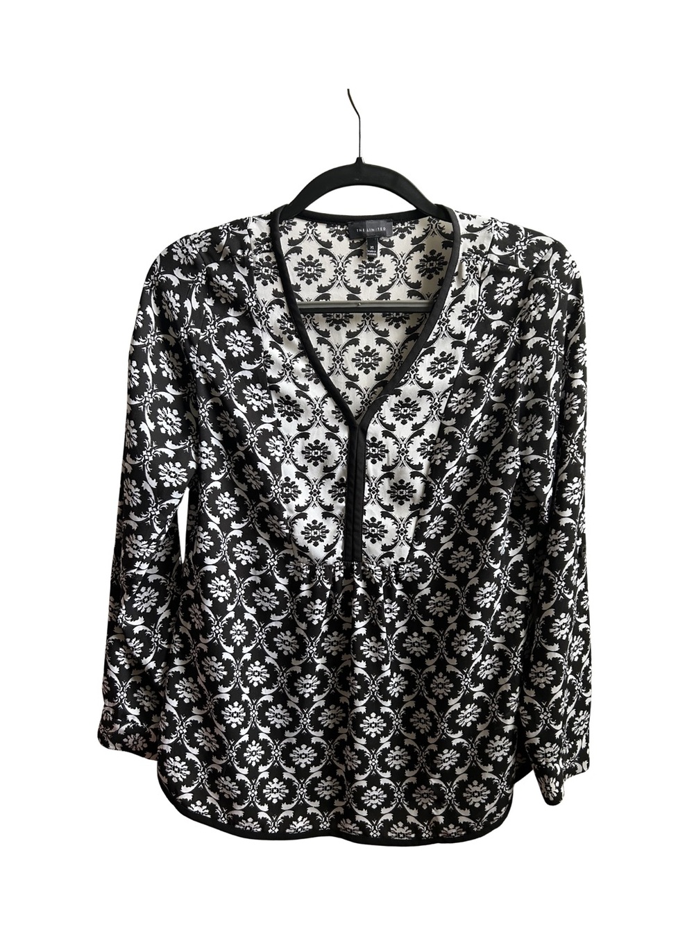 The Limited Black and White Floral V-Neck Blouse